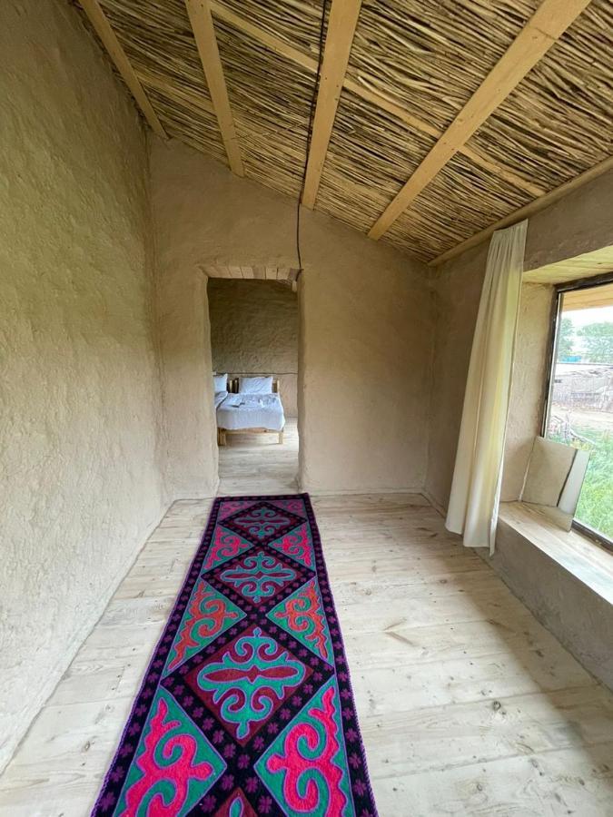 Bagysh Kyzart Hotel & Horse Tours מראה חיצוני תמונה