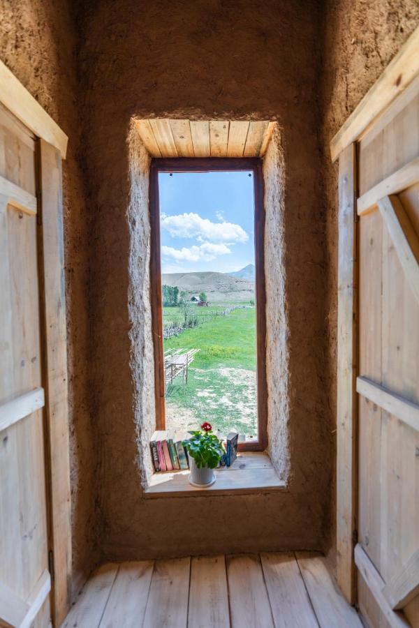 Bagysh Kyzart Hotel & Horse Tours מראה חיצוני תמונה