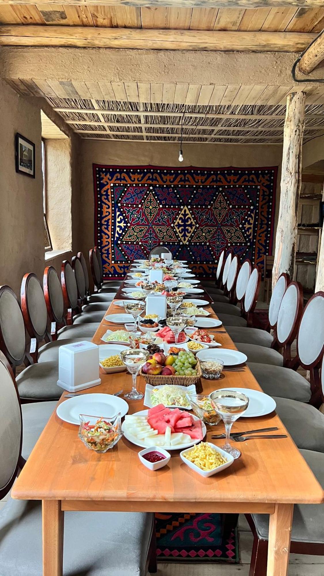 Bagysh Kyzart Hotel & Horse Tours מראה חיצוני תמונה